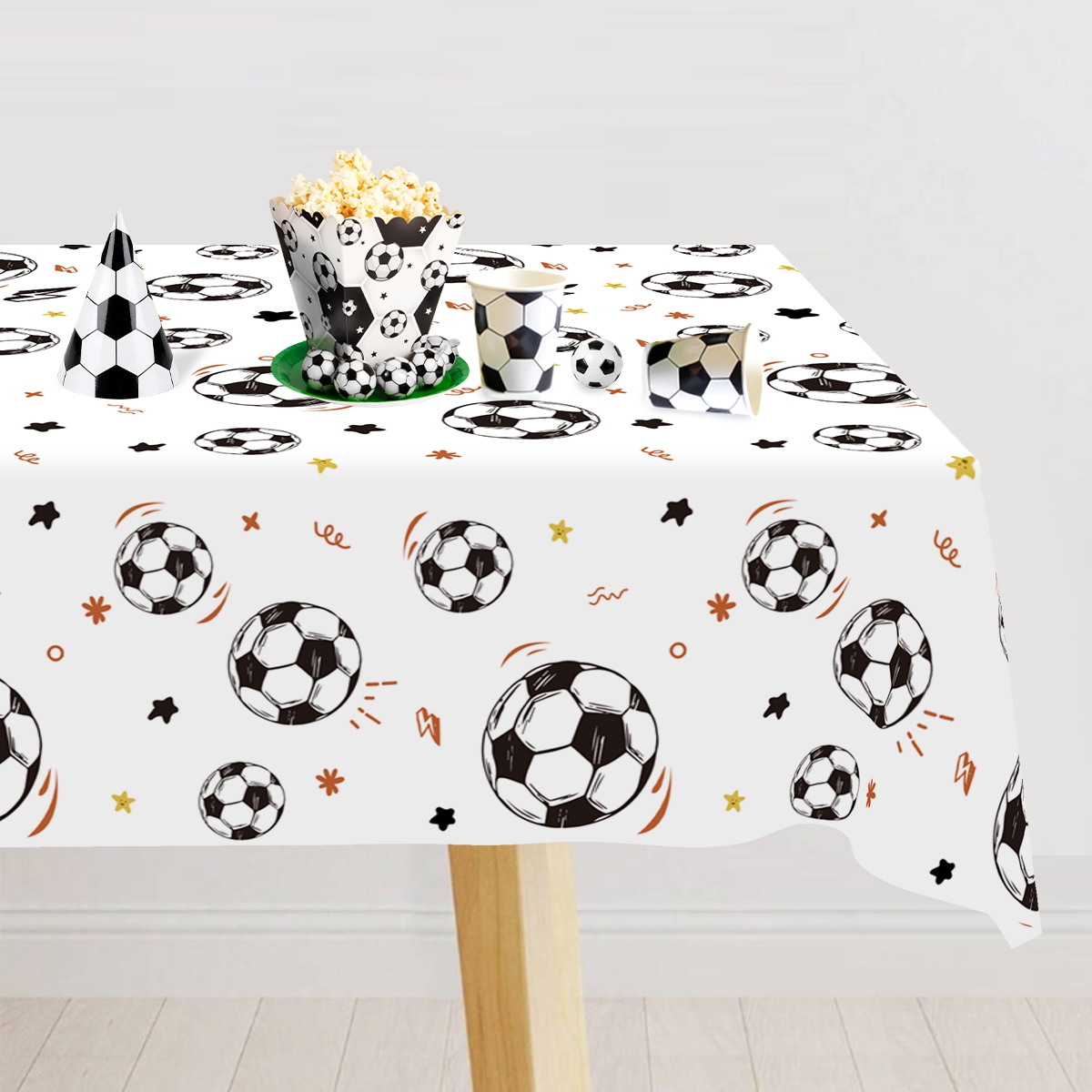 Table Cloth Disposable - مفرش طاولة بلاستيكي بتصميم كرة القدم