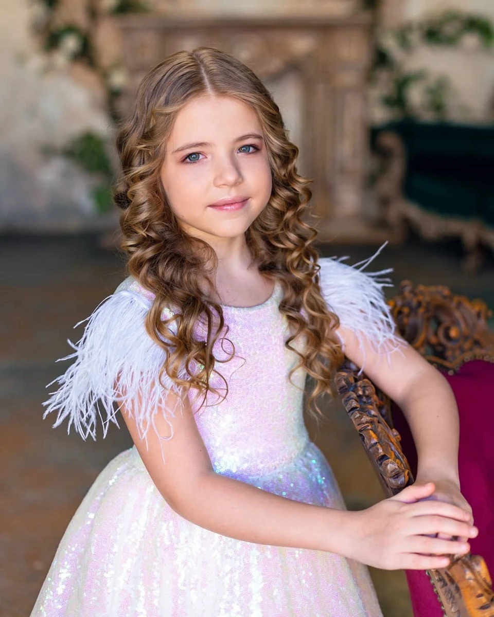 فستان فتاة الزهور اللامع المخص - مراجعة Birthday Sash Glitter وسعره